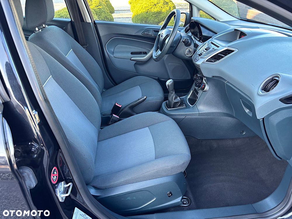 Ford Fiesta 1.25 Platinium X EU5 - 21