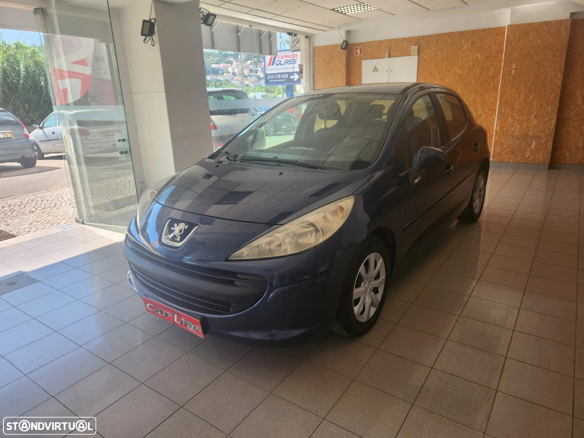 Peugeot 207 1.4 16V Trendy - 3