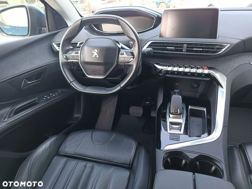 Peugeot 5008 - 13