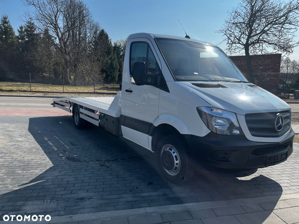 Mercedes-Benz Sprinter - 9