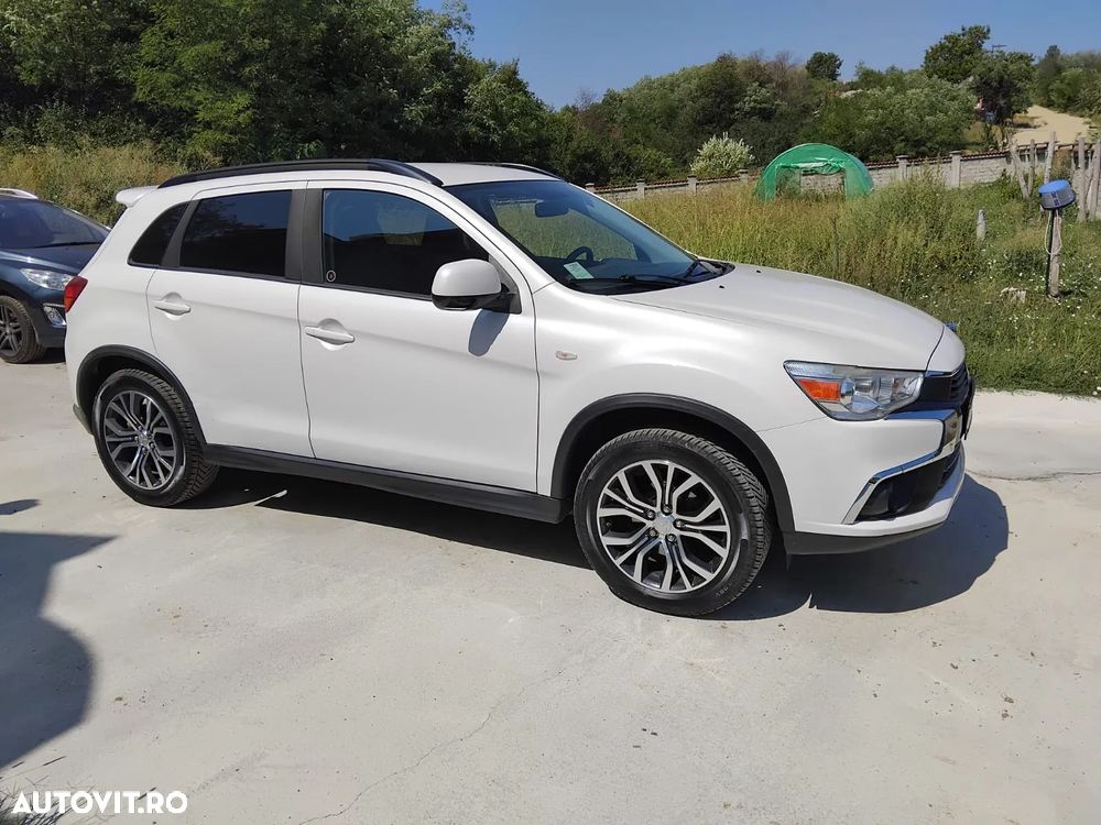 Mitsubishi ASX - 4