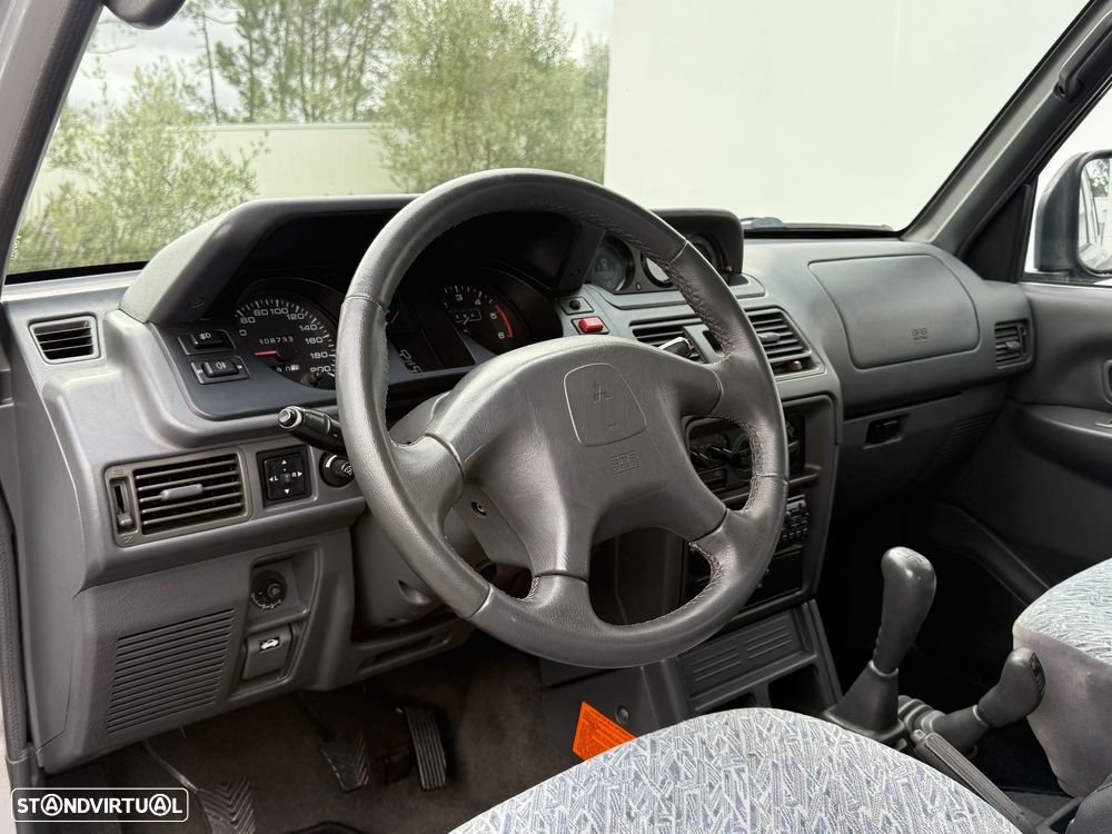 Mitsubishi Pajero 2.8 TD GLS ABS - 14