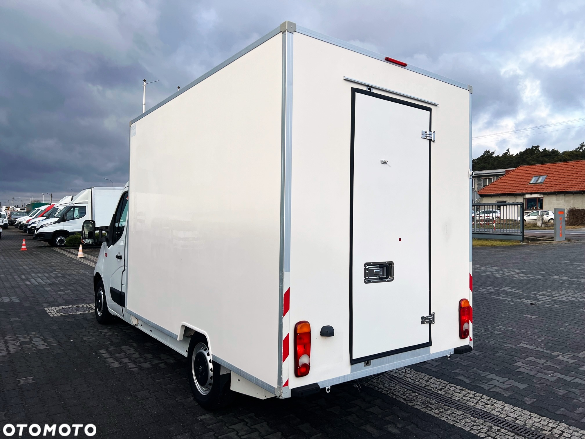 Renault Master 145 DCi Kontener Chłodnia Dwie komory Komorówka Nikso-podwoziowa Zarejestrowany - 3