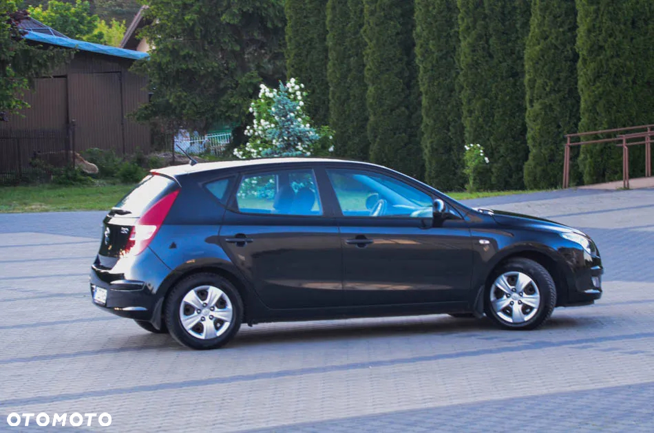 Hyundai i30 1.4 blue Comfort - 24