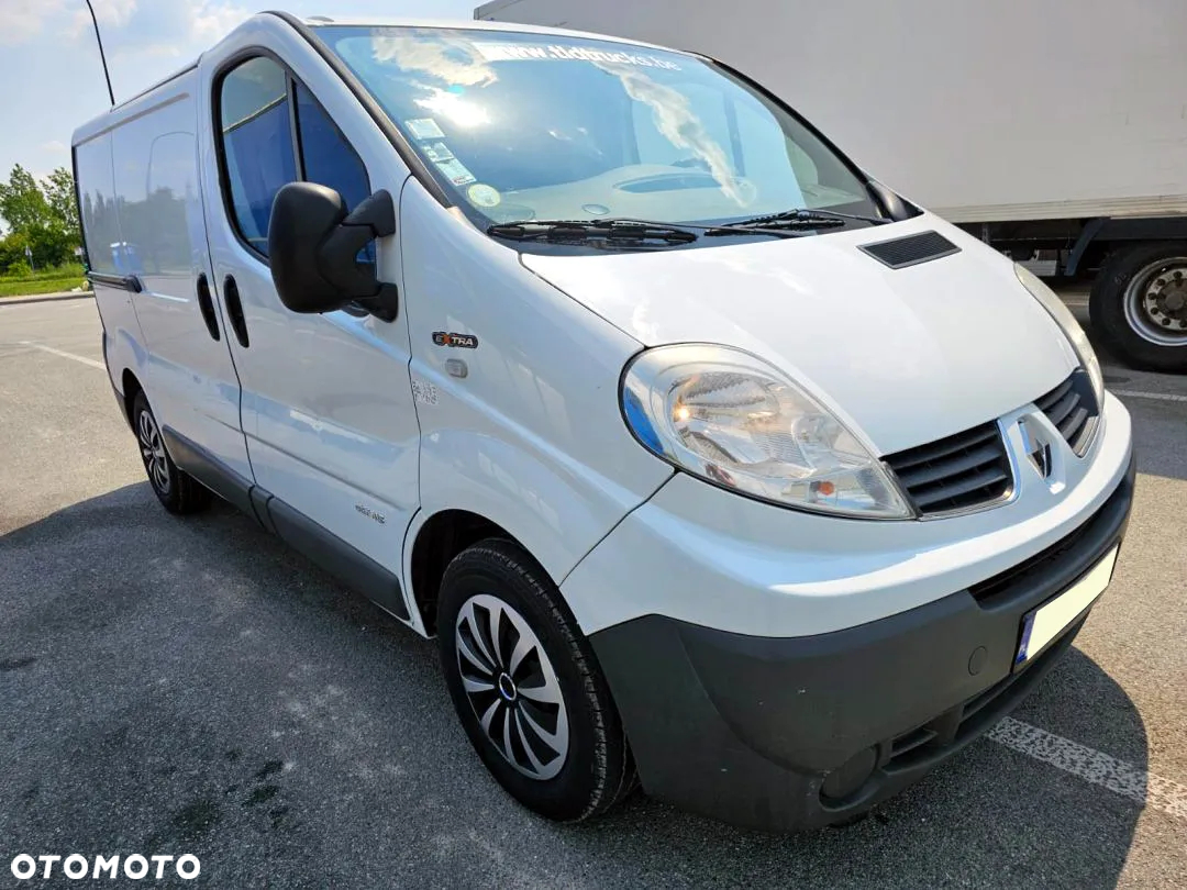 Renault Trafic - 2