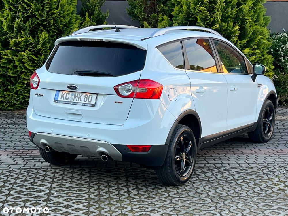 Ford Kuga - 8
