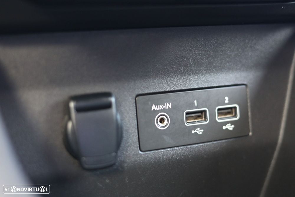 Renault Clio 1.0 TCe Limited Bi-Fuel - 17