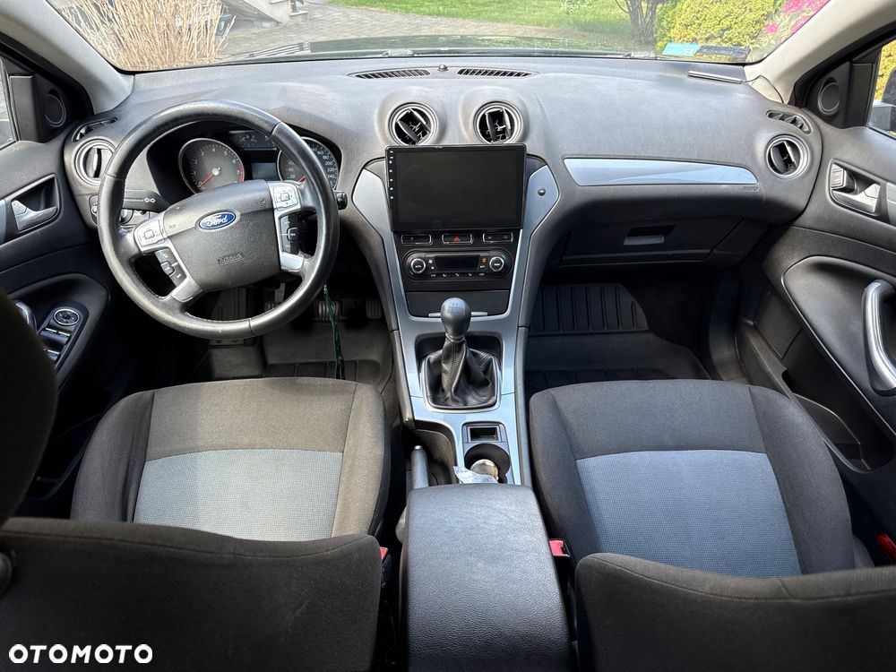 Ford Mondeo 1.6 Ambiente - 6