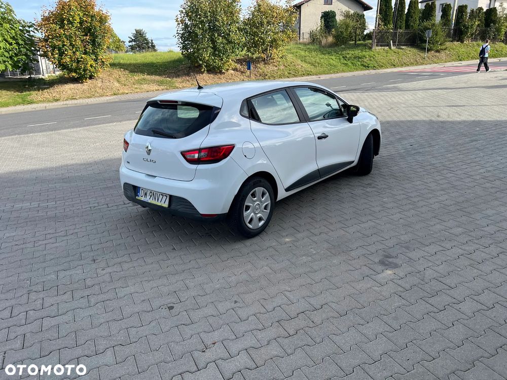 Renault Clio 2015 photo 5