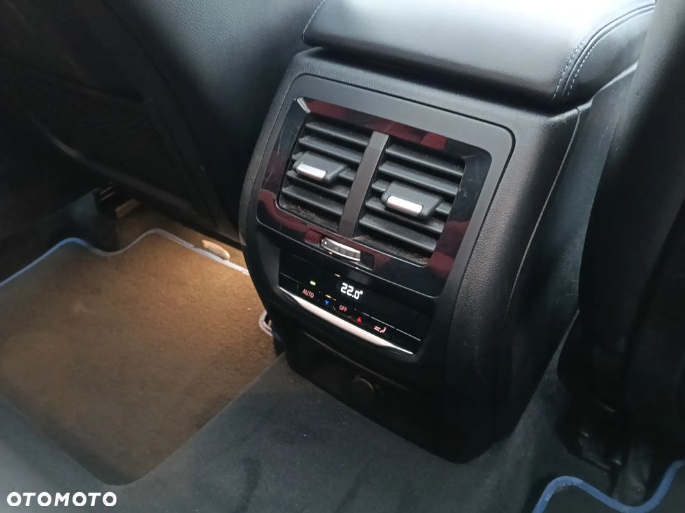 BMW X4 xDrive20d Business Edition sport - 33