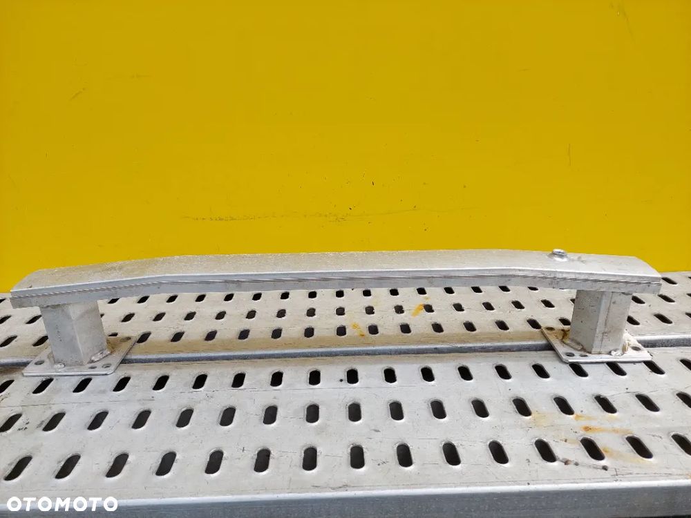 PEUGEOT 308 belka pod zderzak tył - 1