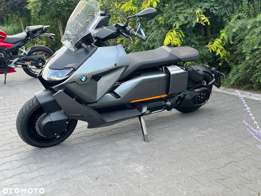 BMW CE 04 - 6