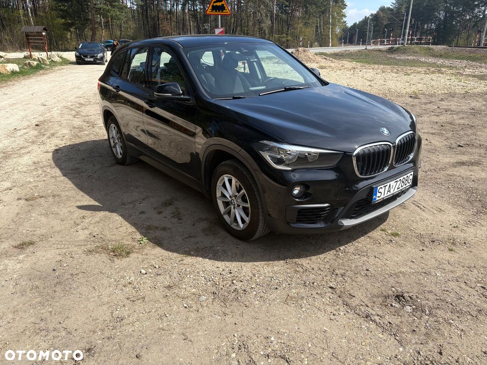 BMW X1 sDrive18i Sport Line - 2