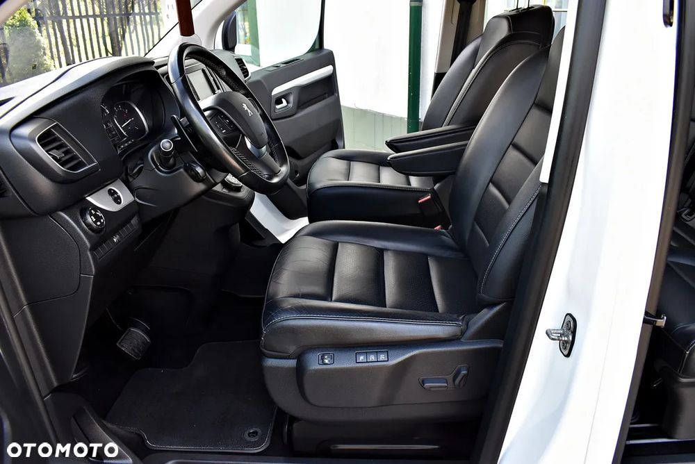 Peugeot Traveller L2 2.0 EAT6 Business VIP - 40