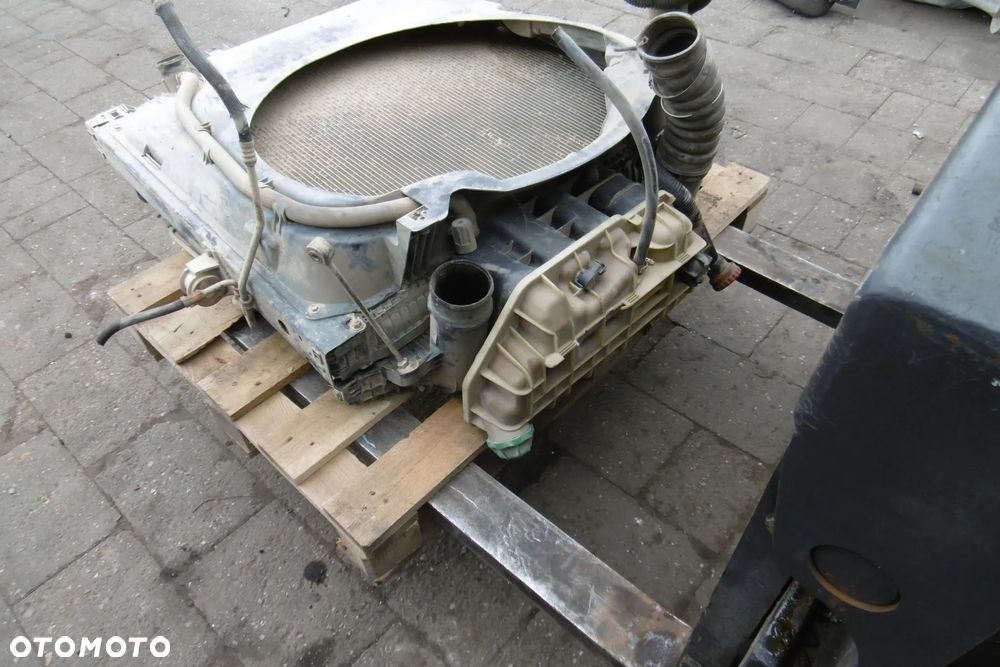 Chłodnica wody Man TGA TGS intercooler - 4