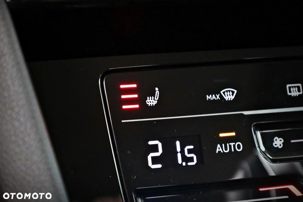 Volkswagen Passat 2.0 TSI Business DSG - 31