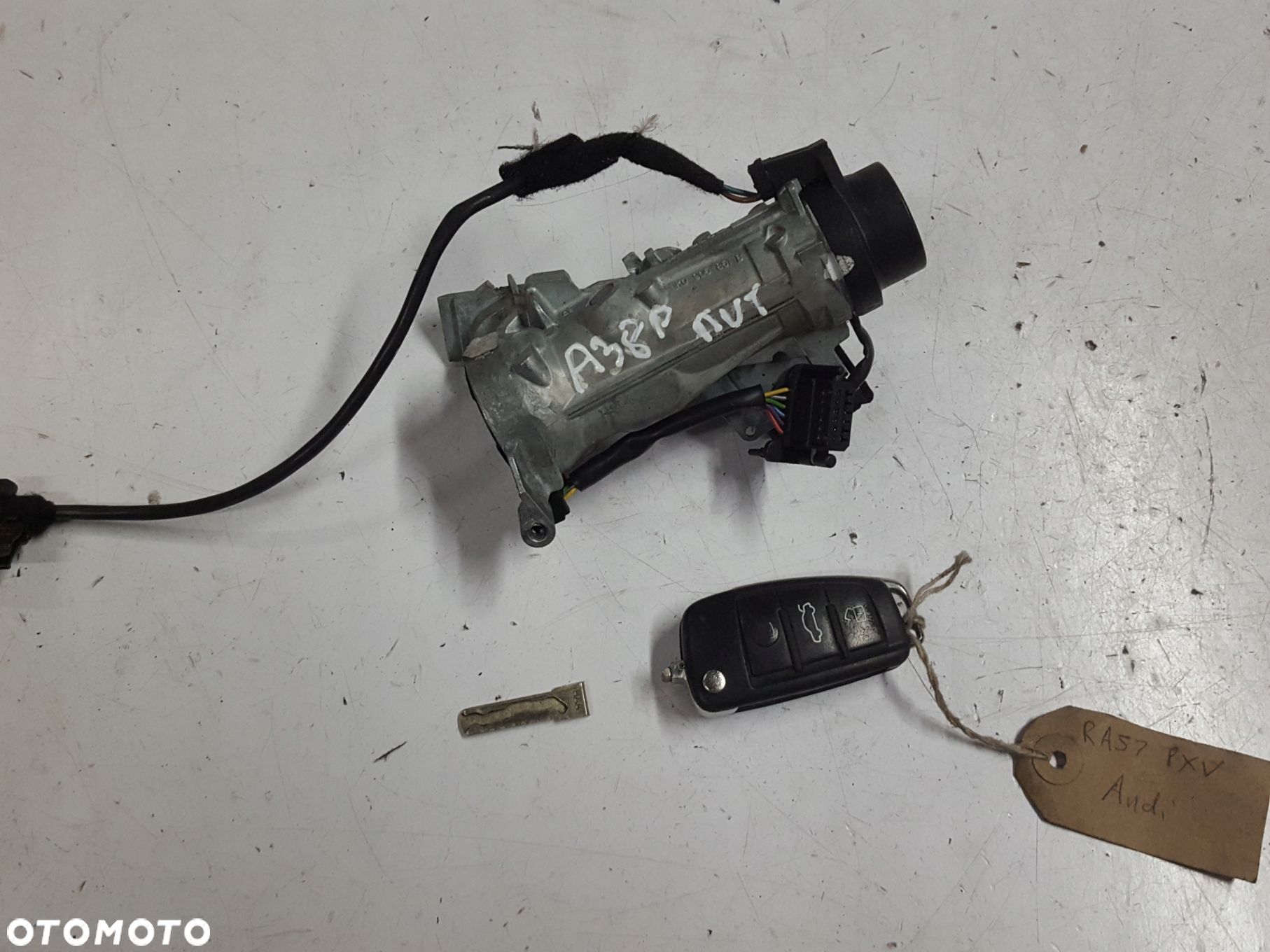 AUDI A3 8P LIFT 08-12r STACYJKA KLUCZYK AUTOMAT 1K0905851B 1K0953527C - 1