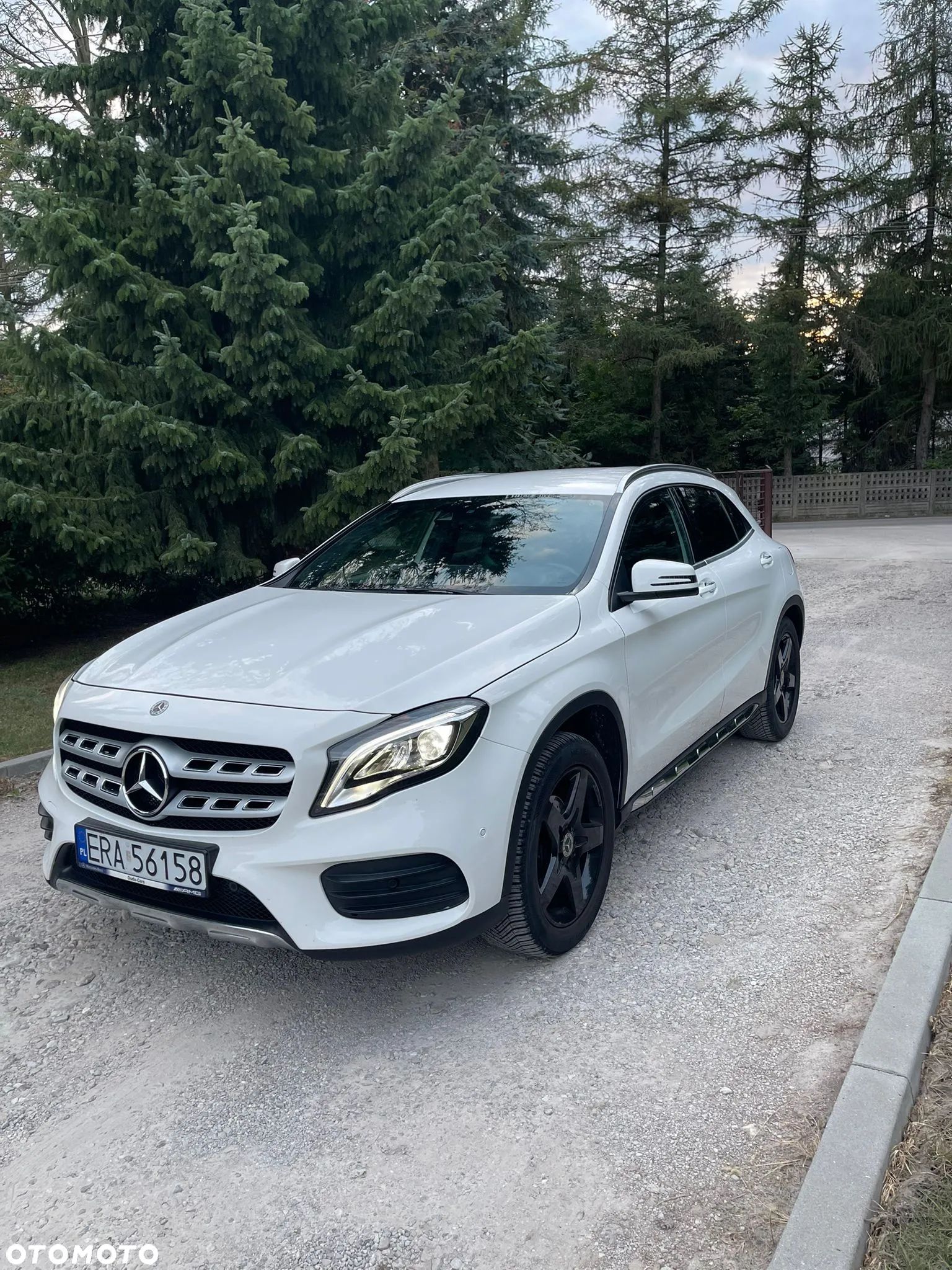 Mercedes-Benz GLA 200 7G-DCT AMG Line - 1