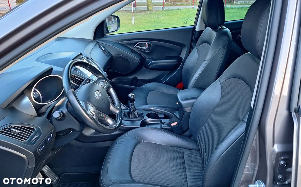 Hyundai ix35 1.6 2WD Fifa World Cup Edition - 37