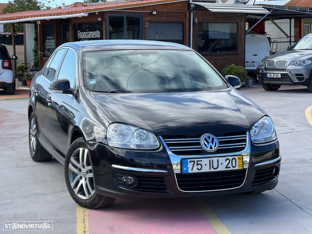 VW Jetta 1.6 TDi Confortline - 1