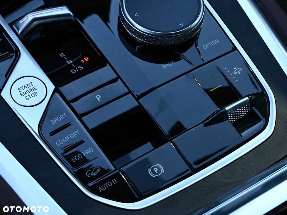 BMW X6 xDrive40i mHEV sport - 16
