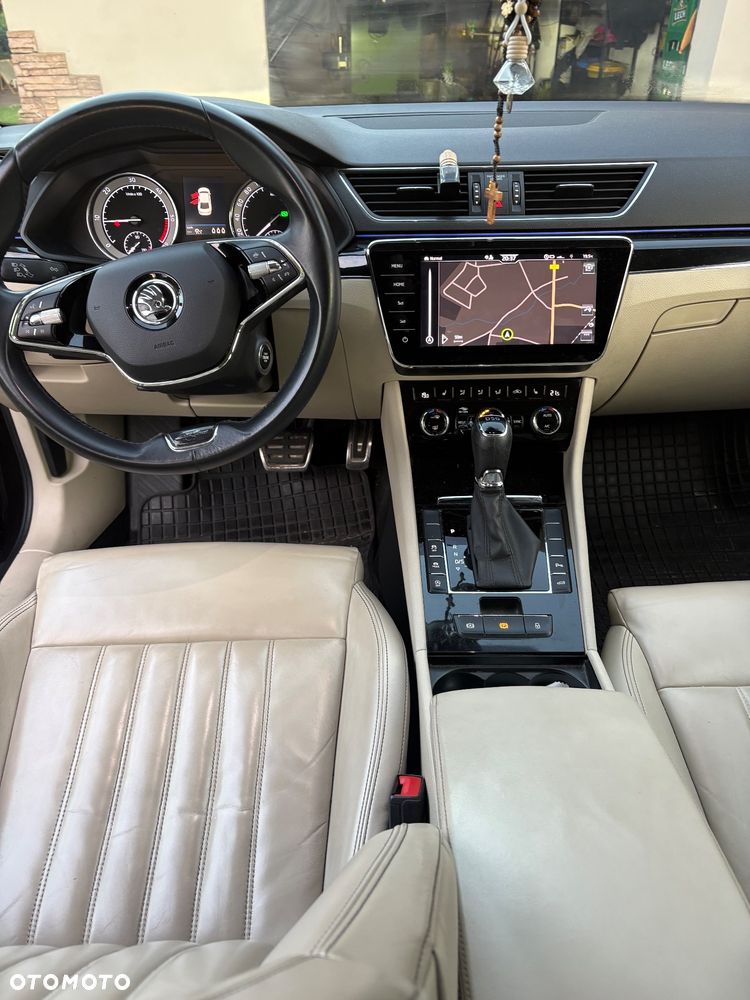 Skoda Superb 2.0 TDI SCR L&K DSG - 20