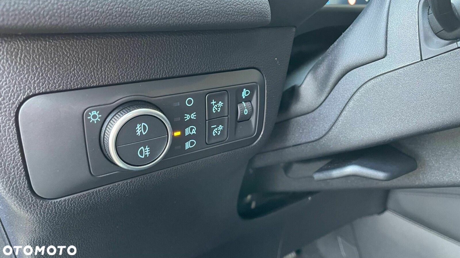 Ford Kuga - 15