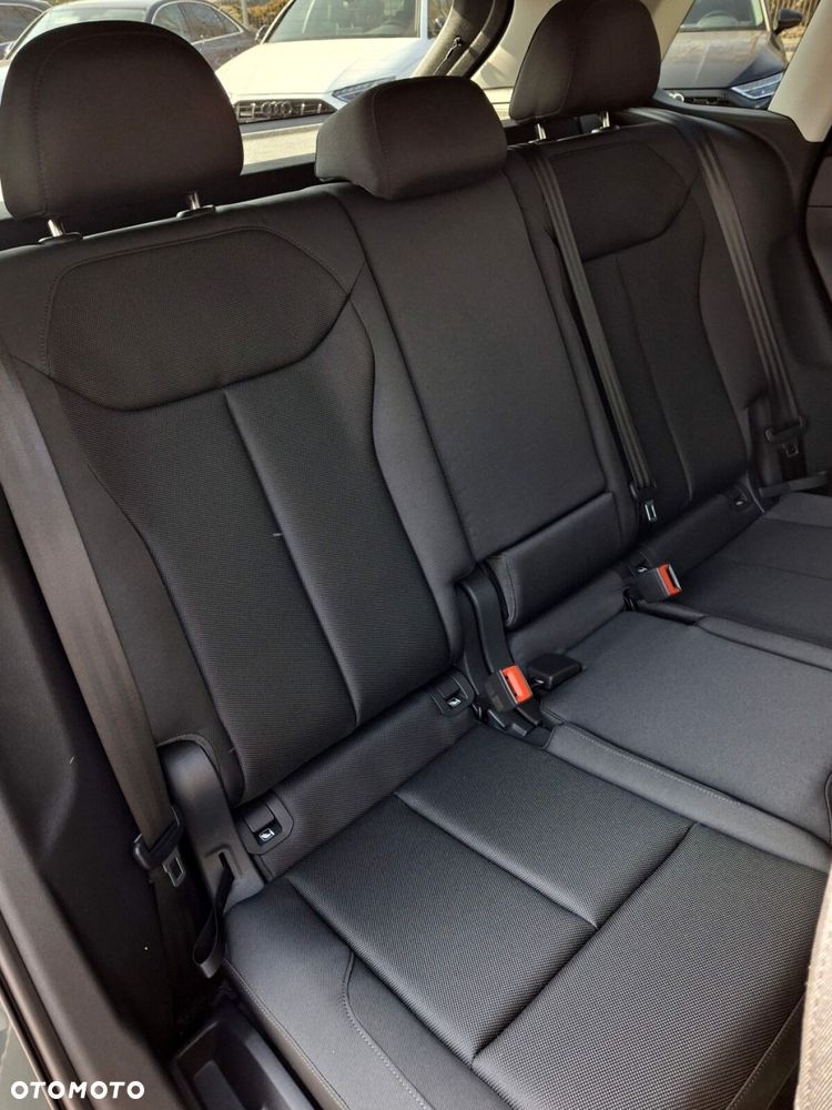 Audi Q3 - 21