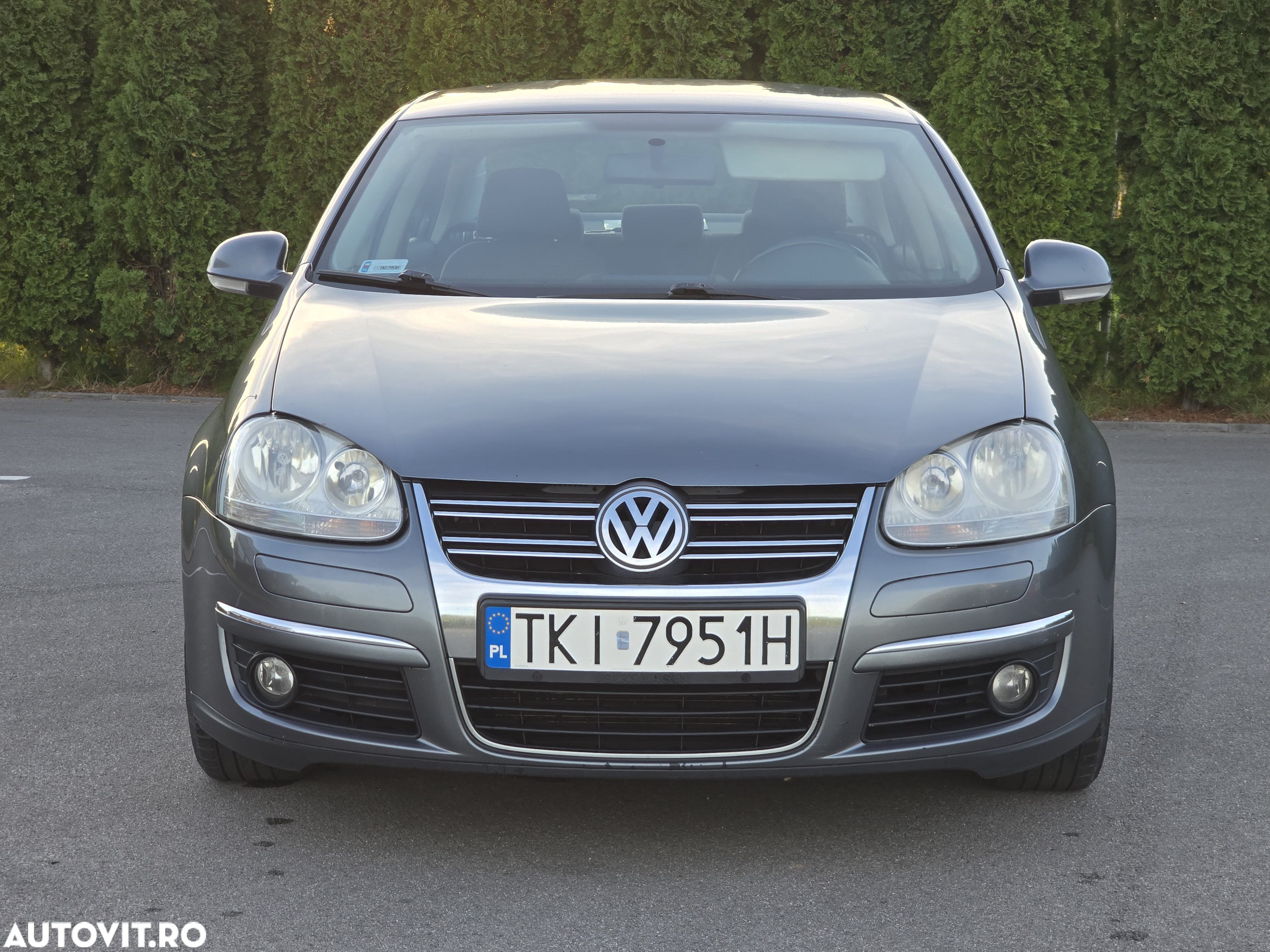 Volkswagen Jetta 1.9 TDI Comfortline - 10