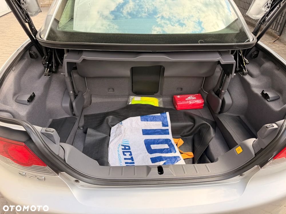 Volvo C70 2.4i Momentum - 10