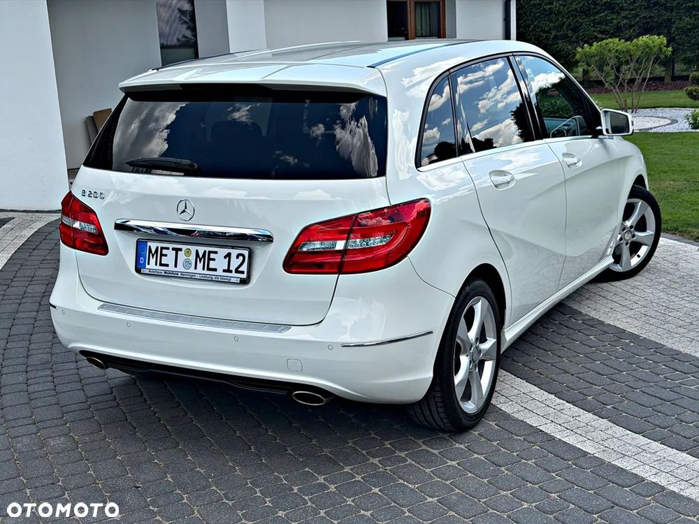 Mercedes-Benz Klasa B 200 BlueEFFICIENCY Edition 1 - 17