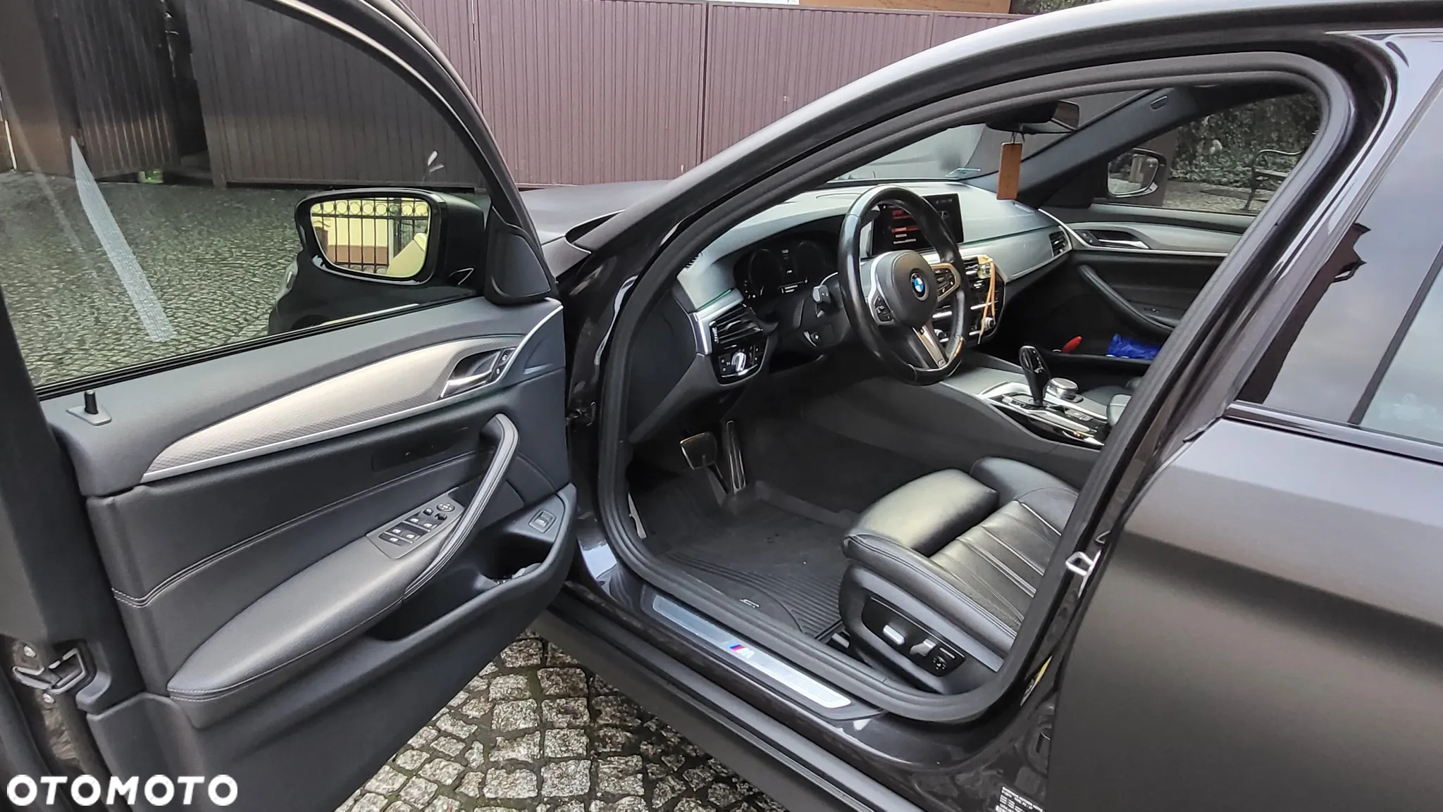 BMW Seria 5 530i xDrive - 11