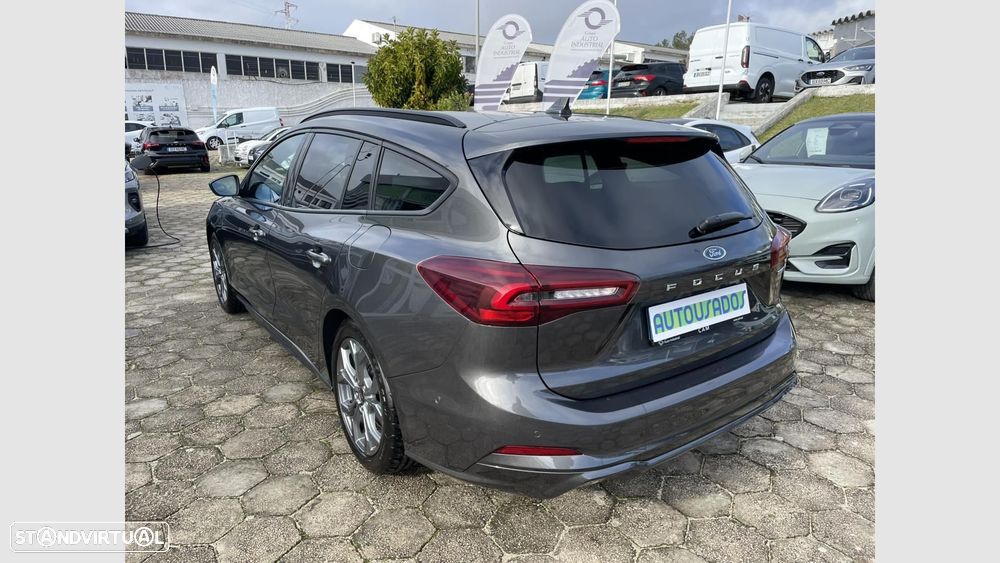 Ford Focus SW 1.0 EcoBoost MHEV ST-Line X - 2