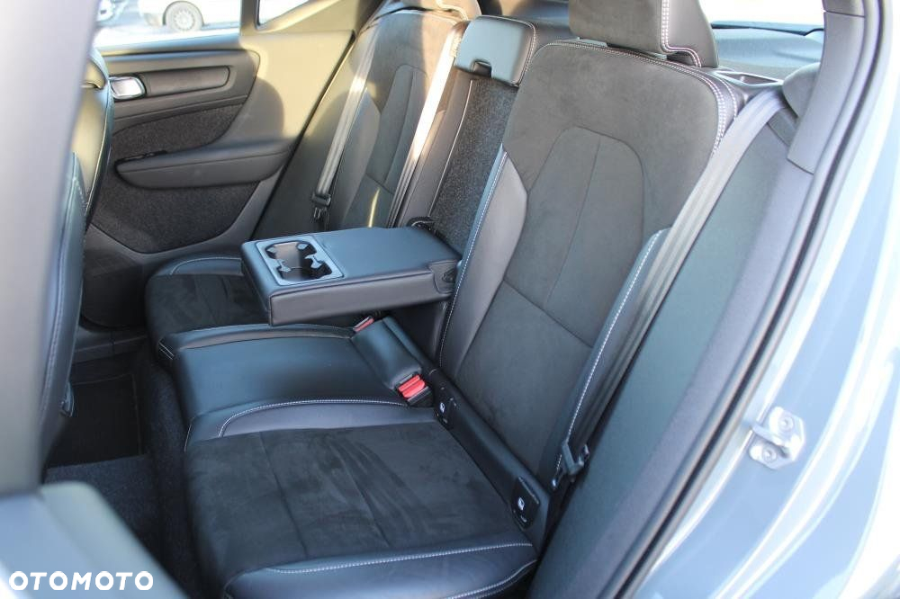 Volvo XC 40 - 14