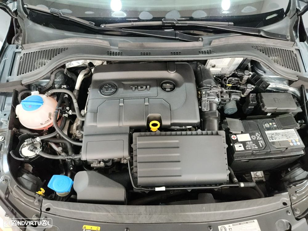 Skoda Rapid Spaceback 1.4 TDi Ambition - 27