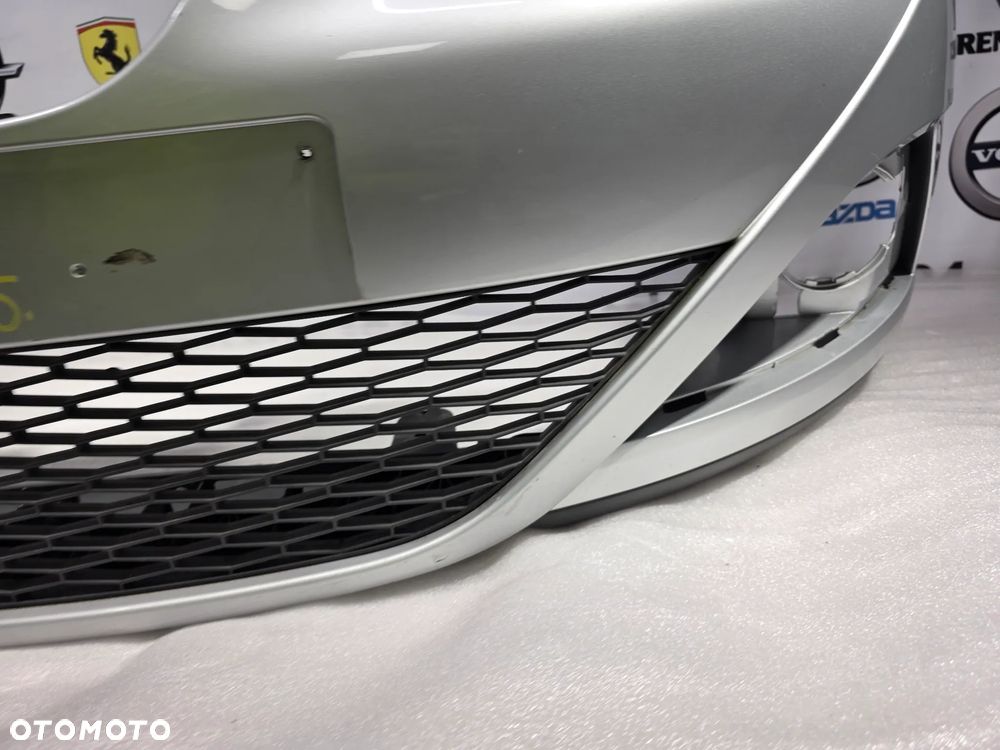 SEAT IBIZA IV 6J0 08-12 ZDERZAK PRZEDNI PRZÓD , KOLOR SREBRNY , BEZ PDC I SPRYSKÓW , NR AUKCJI NZ1525 - 12