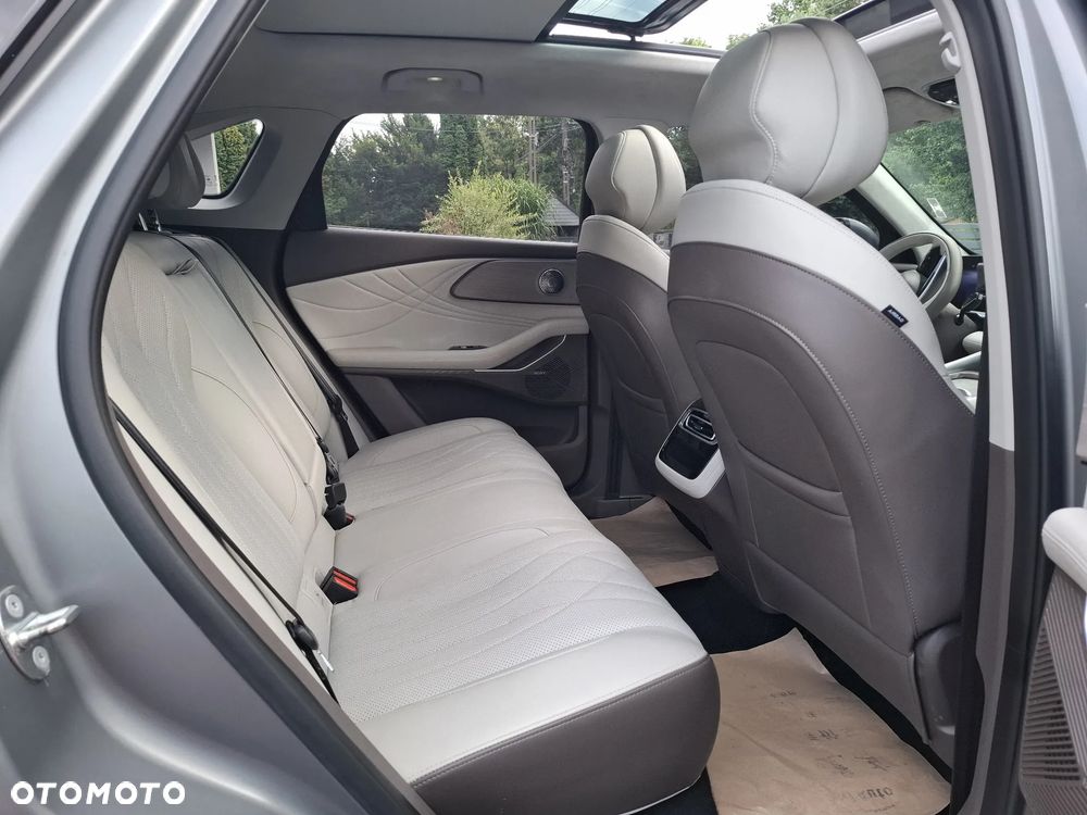 Omoda 9 1.5 Super Hybrid Exclusive AWD - 17