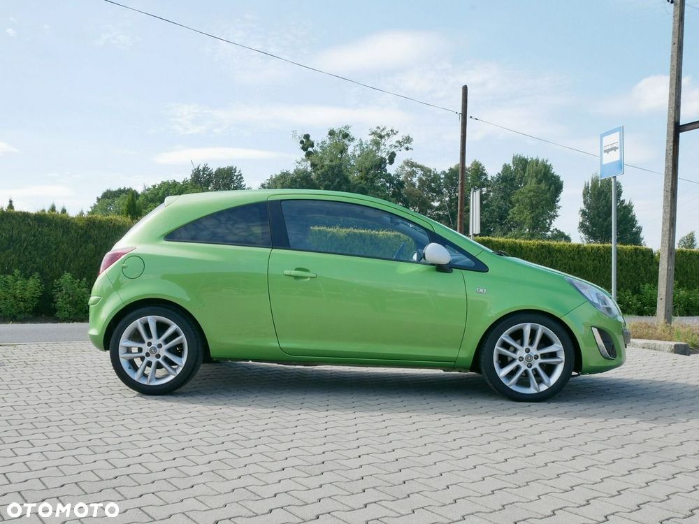 Opel Corsa 1.4 16V Sport - 13