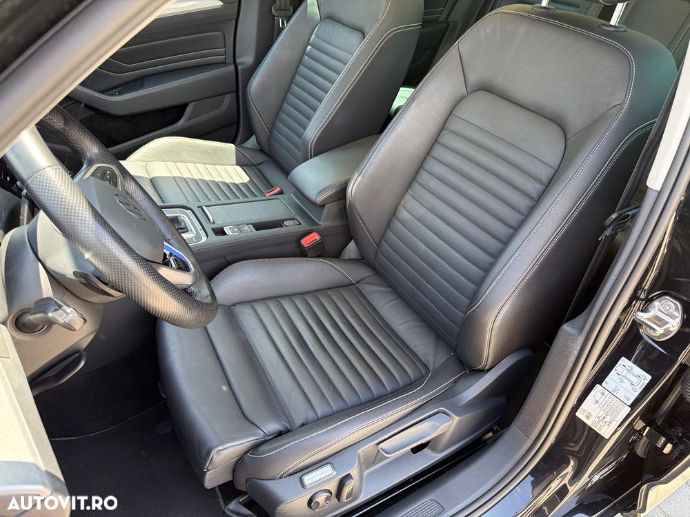 Volkswagen Passat - 14