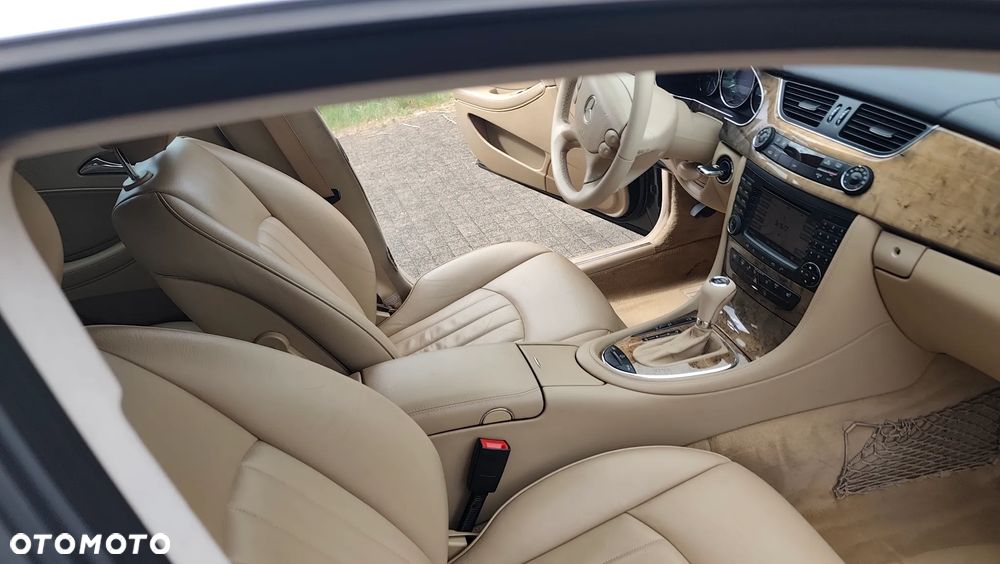 Mercedes-Benz CLS 320 CDI 7G-TRONIC Grand Edition - 26