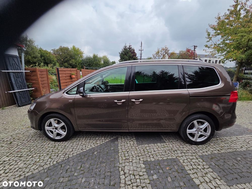 Volkswagen Sharan 2.0 TDI Comfortline DSG - 4