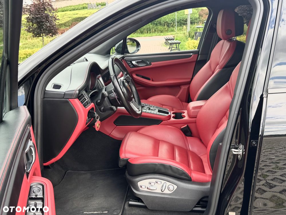 Porsche Macan - 23