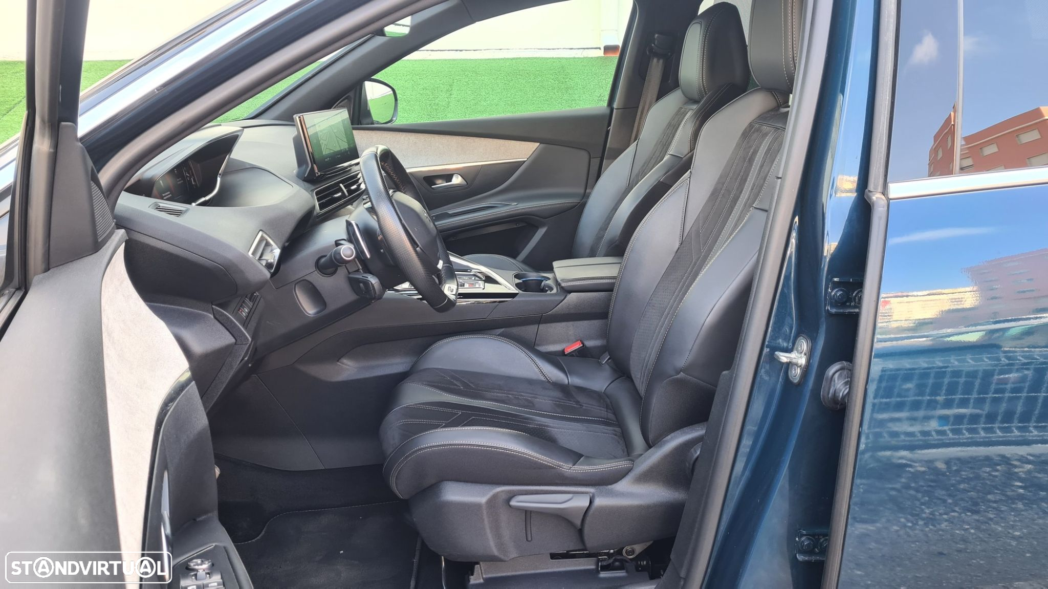 Peugeot 5008 1.5 BlueHDi GT EAT8 - 42