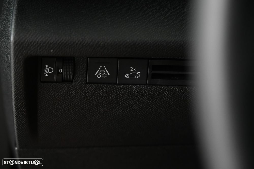 Citroën C4 X 1.2 PureTech Feel - 25