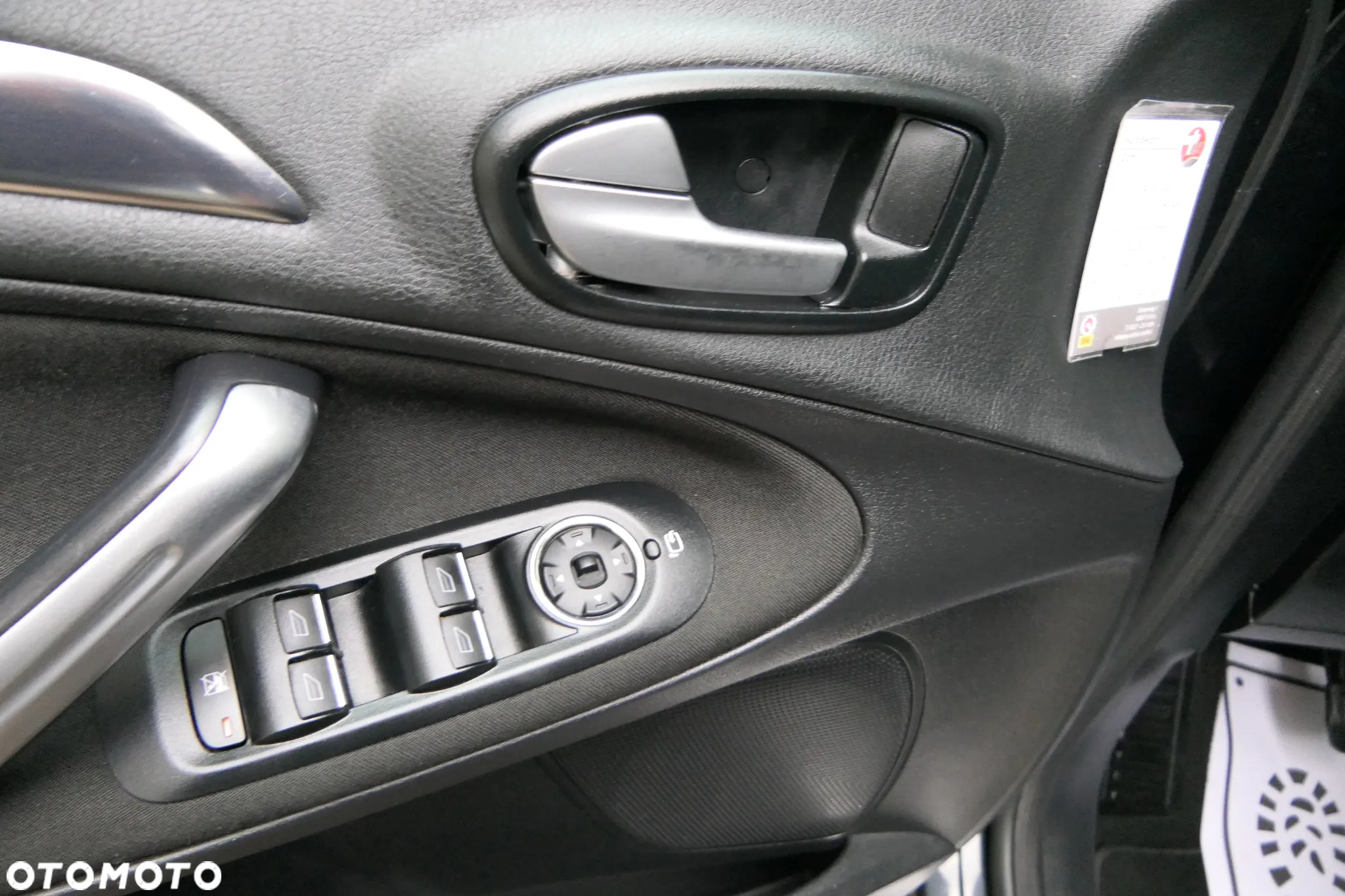 Ford Galaxy 2.0 FF Titanium - 25