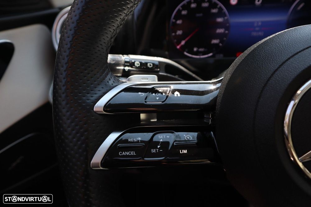 Mercedes-Benz C 300 e AMG Line - 52