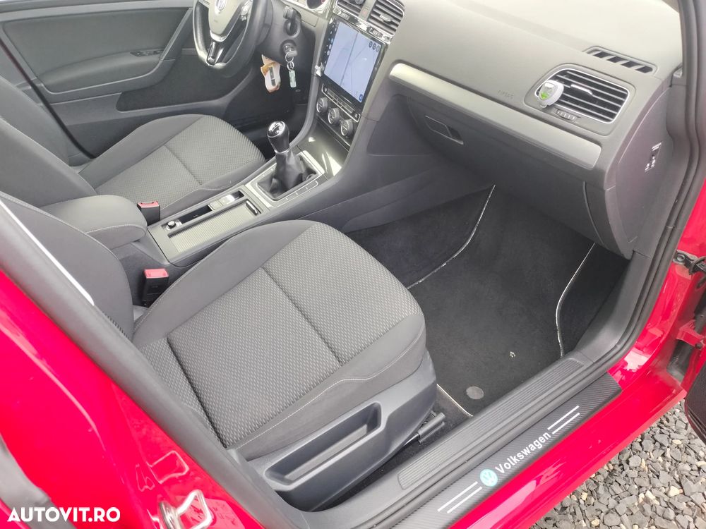 Volkswagen Golf 1.0 TSI Comfortline - 10