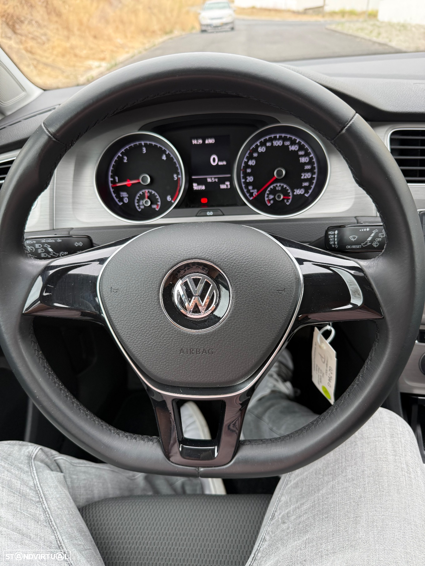 VW Golf 1.6 TDi BlueMotion Confortline - 13