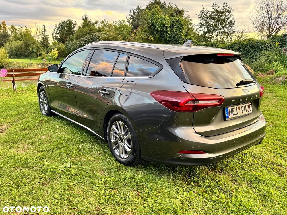 Ford Focus - 23