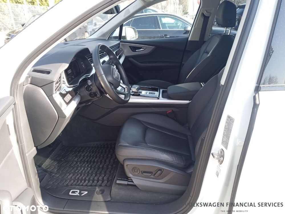 Audi Q7 - 9